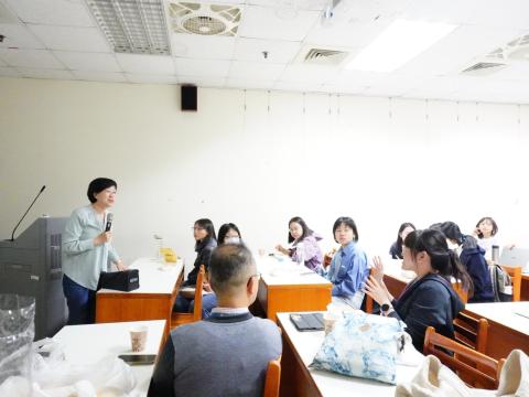 LINE_ALBUM_113.11.26 English cafe 活動照片集_241127_30.jpg